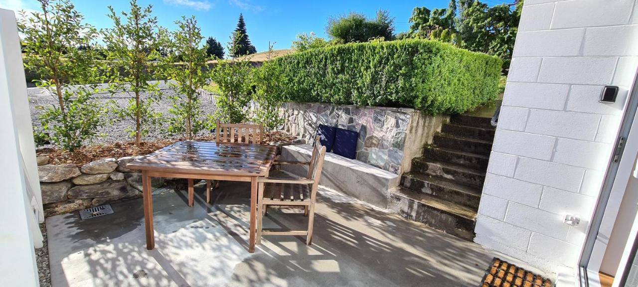 Kowhai Apartment - Private Opposite Golf Course Central Wanaka Luaran gambar